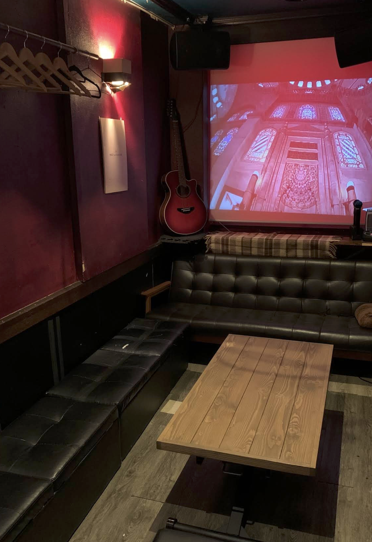 bar tryke 店内写真